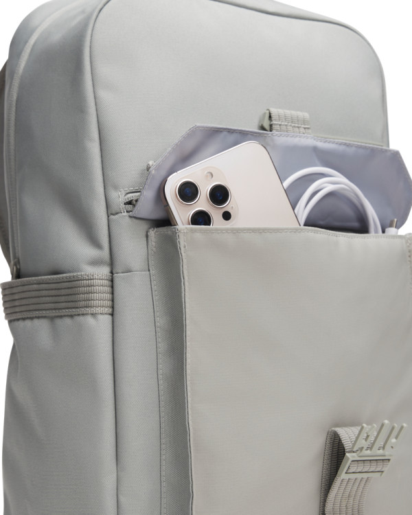 UA TRIUMPH CAMPUS BP 