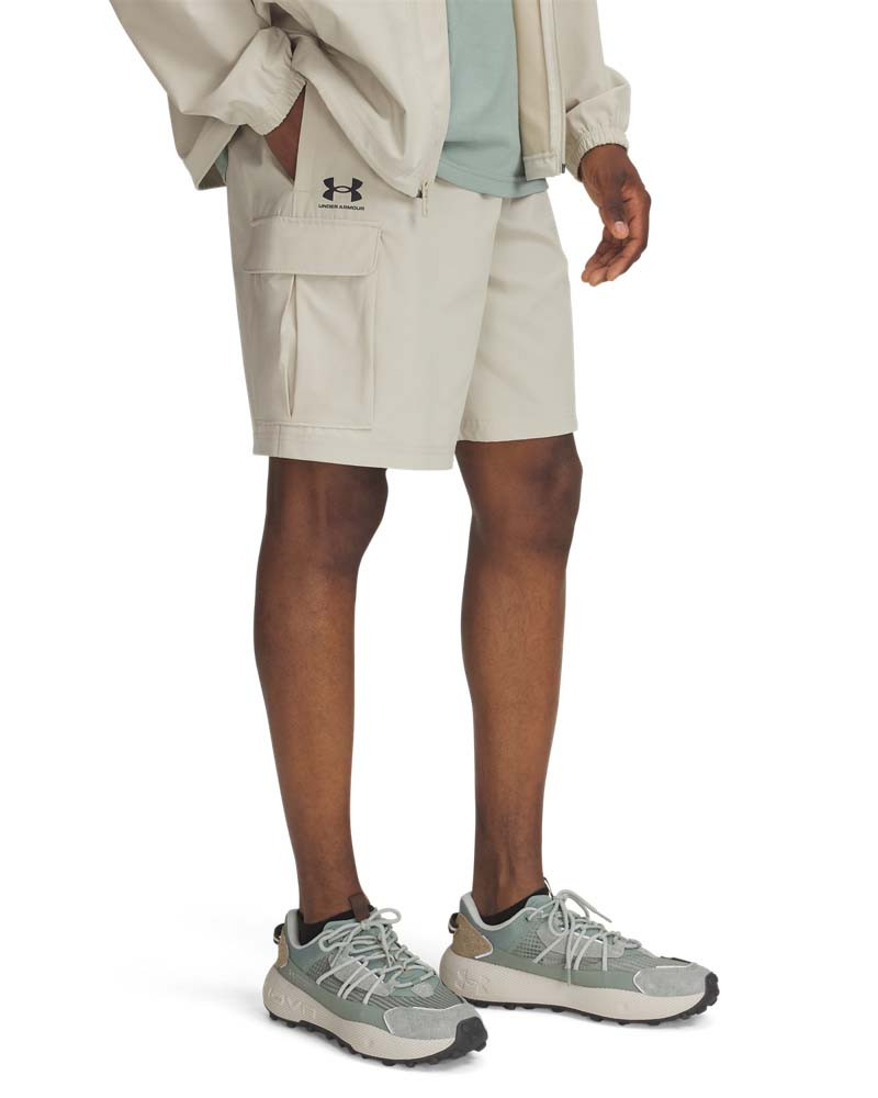 UA VIBE WOVEN CARGO SHORT
